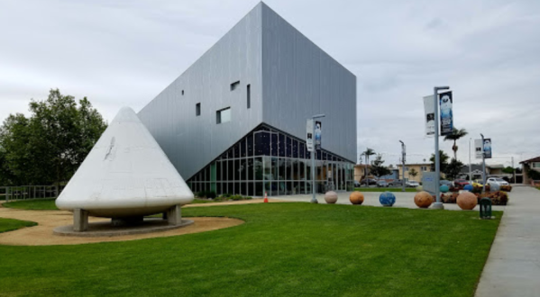 Visit The Columbia Memorial Space Center In Southern California For A Fun-Filled Trip For The Whole Family
