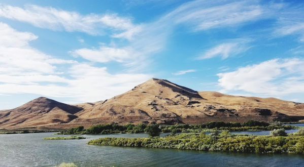 Escape To Deer Flat Refuge For A Beautiful Idaho Nature Scene