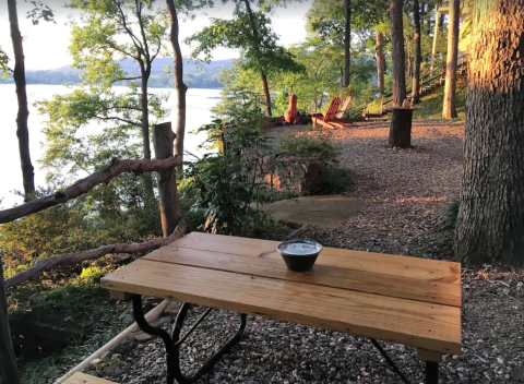 This Secluded Cottage Lets You Have Your Own Slice Of Arkansas' Lake Catherine