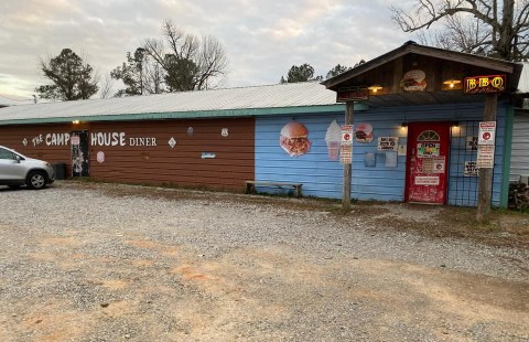 Filled With Quirky Fun And Food, The Camphouse Diner Is One Of Alabama's Most Unique Dining Experiences