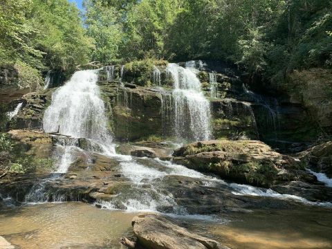Take A Magical Waterfall Hike In South Carolina To Long Creek Falls, If You Can Find It