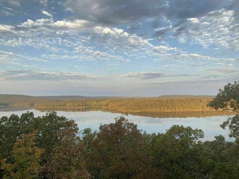 Oak Leaf Nature Trail Is A Gorgeous Forest Trail In Oklahoma That Will Take You To A Hidden Overlook