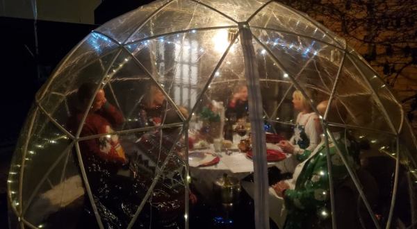 Make A Reservation To Dine In An Igloo At The Ivy Restaurant In Illinois