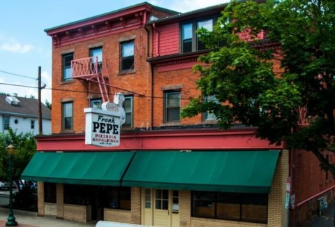 The Oldest Pizzeria In The Country, Connecticut's Frank Pepe's Pizzeria Has Been Serving Delicious Coal Fired Pizza Since 1925