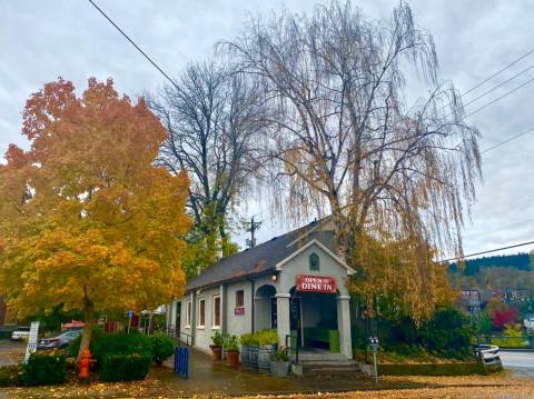 This Oregon Pub Is Actually Located In A Historic Episcopal Church With A Scandalous Past