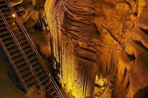 Mammoth Cave, Kentucky: Journey Deep Into The Heart Of The World's Longest Cave System