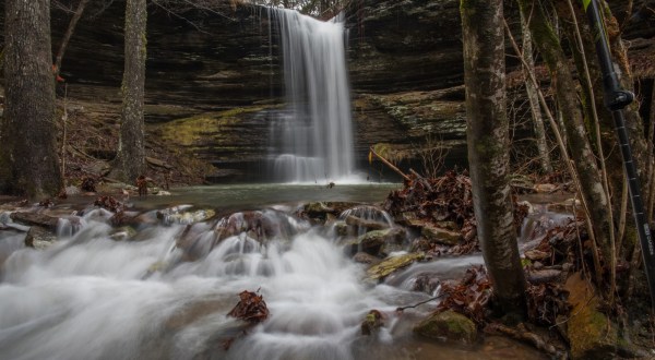 Enjoy An Outdoor Nature Lesson Along Arkansas’ Schoolhouse Falls Trail
