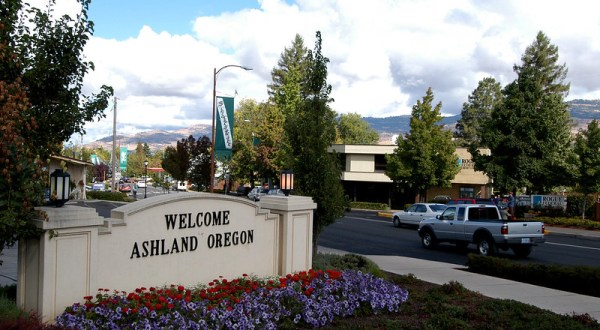 It’s Impossible Not To Love The Most Eccentric Town In Oregon, Ashland