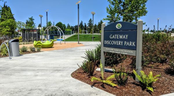 The Outdoor Discovery Park In Oregon That’s Perfect For A Family Day Trip