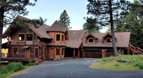 You’ll Never Forget A Stay At This Log Cabin Castle Tucked Away In The Idaho Forest