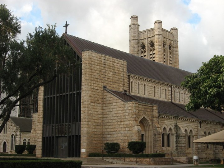 the outside view of The Cathedral of St. Andrew in Hawaii