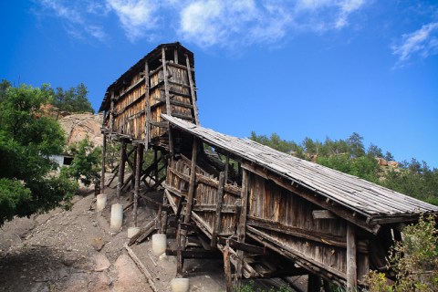 Visit These Fascinating Old Mining Structures In Wyoming For An Adventure Into The Past
