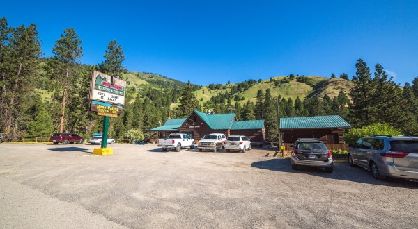 When Driving Scenic Highway 55 In Idaho, Always Stop For A Bite To Eat At The Banks Cafe
