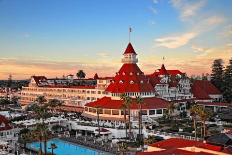 The Terrifying Tale Of Southern California's Haunted Hotel Del Coronado Will Give You Nightmares