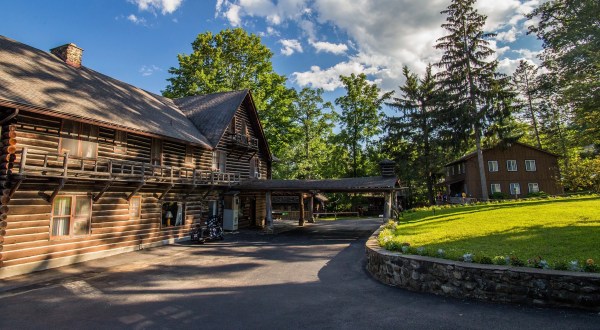 This Upstate New York Resort Is A Charming Lakeside Village