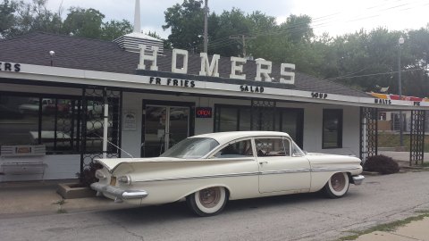 How A 1931 Wooden Stand Selling Root Beer Turned Into Kansas's Beloved Homer's Drive In