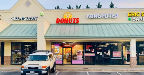 Home Of The Foot-Long Donut, Texas Donuts In Virginia Is A Bucket List Dessert Destination
