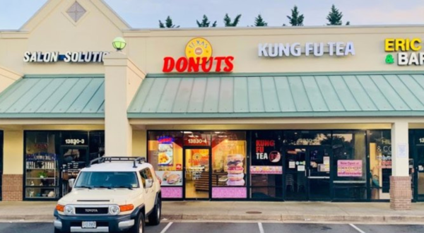 Home Of The Foot-Long Donut, Texas Donuts In Virginia Is A Bucket List Dessert Destination