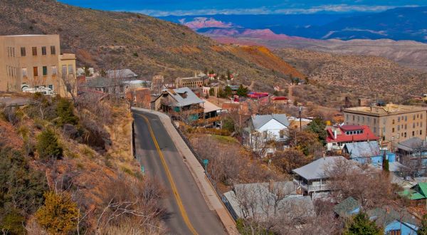 This Creepy Ghost Town In Arizona Is The Stuff Nightmares Are Made Of