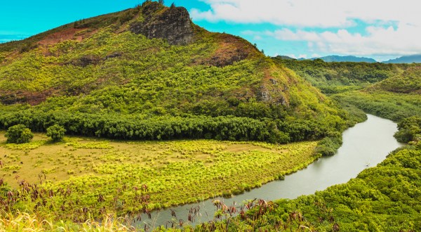 The Only Navigable River In Hawaii, Wailua River Is A Thing Of Natural Beauty