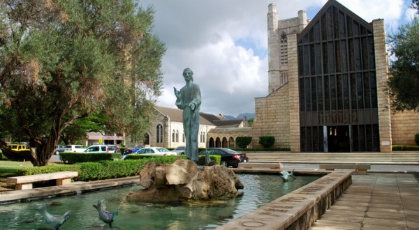 The Cathedral of St. Andrew Is A Pretty Place Of Worship In Hawaii