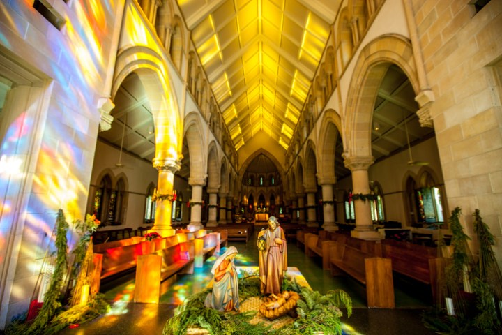 light shining in the Cathedral of St. Andrew in Hawaii