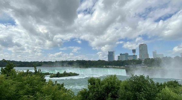 Explore This Scenic Island In New York For Some of the Best Views Of Niagara Falls
