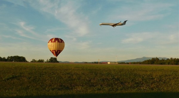 Soar Through the Sky And Experience Aerial Views Of Vermont With Above Reality Hot Air Balloons