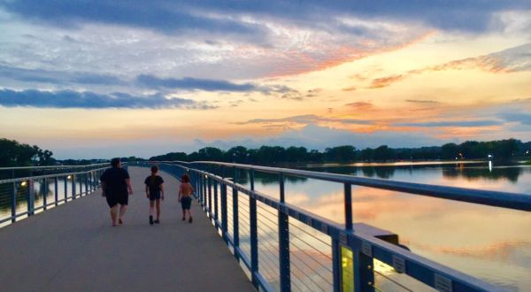 Hike The Kruidenier Trail To See An Iowa Skyline And Sunset You Won’t Forget