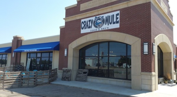 Your Taste Buds Will Love Crazy Mule, A Small-Town Restaurant In Kansas