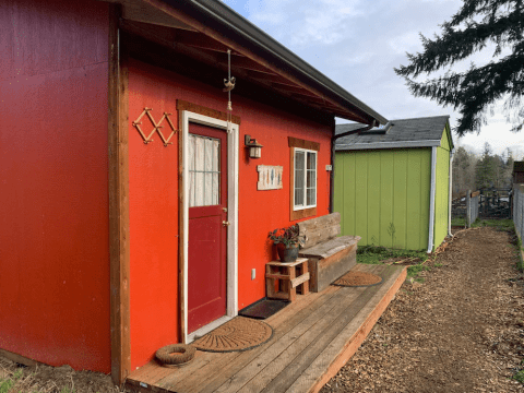 Spend The Night On A Working Goat Farm At The Red Cabin In Washington