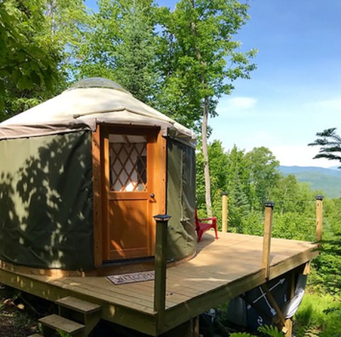 Spend The Night In An Airbnb That's Inside An Actual Mountainside Yurt Right Here In New Hampshire