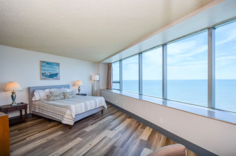 Wake Up To Incredible Endless Ocean Views At This Affordable New Jersey Airbnb