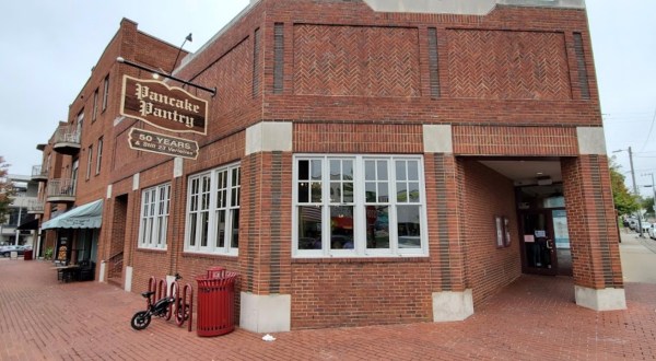 The Legendary Pancakes At The Pancake Pantry In Nashville Are Worthy Of A Pilgrimage