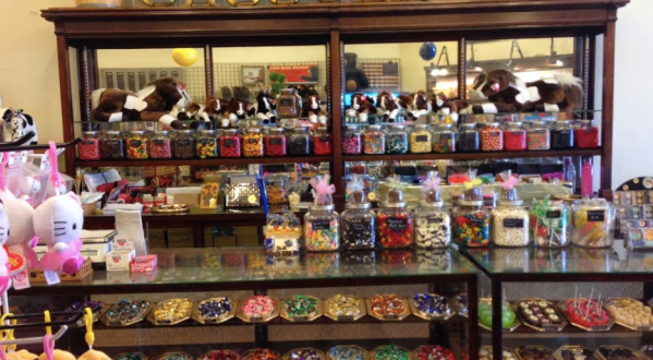 The Absolutely Whimsical Candy Store In Wyoming, Cowtown Candy Will Make You Feel Like A Kid Again