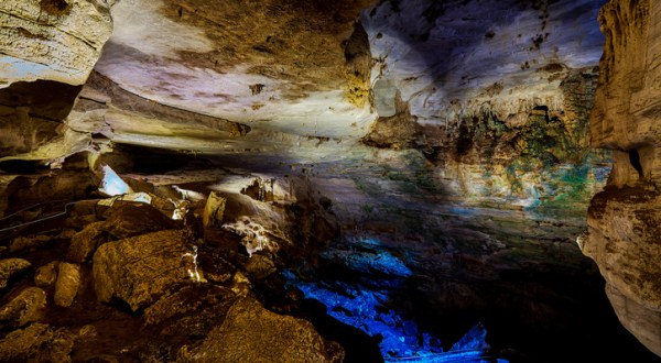 Carlsbad Caverns National Park: An Awe-Inspiring Glimpse Into The Underworld