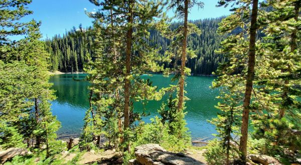 Hike To An Emerald Lagoon On The Easy Crater Lake Trail In Wyoming