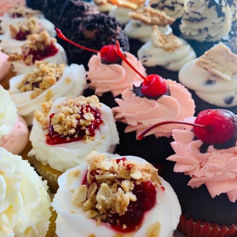 These Sweet Cupcakes At Cutie Pies Are Some Of The Most Adorable Treats In Connecticut