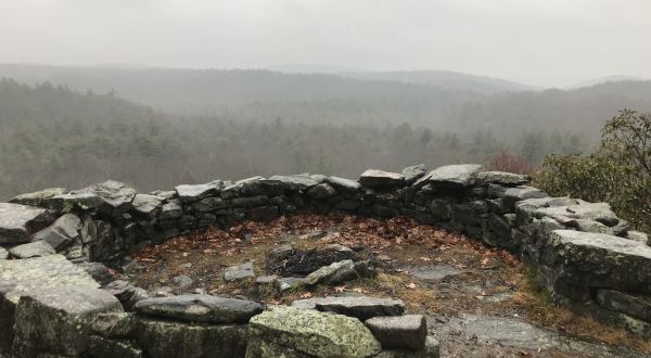 The Magnificent Overlook In Connecticut That’s Worthy Of A Little Adventure