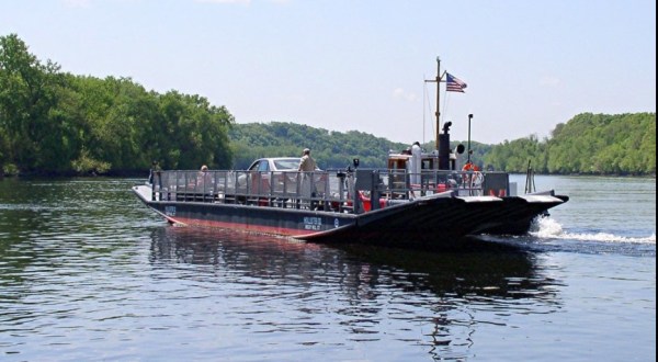 The Rocky Hill/Glastonbury Ferry In Connecticut Is The Oldest Running Ferry In The Nation That You Need to Experience At Least Once