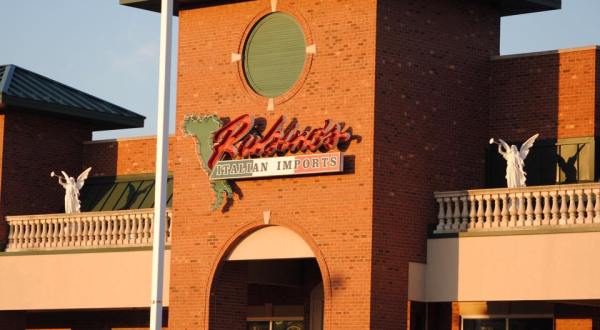 You Don’t Have To Leave Illinois To Feel Like You’re In Italy At Rubino’s Italian Imports