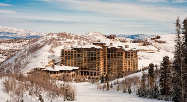 The Bloody Mary At Utah’s St. Regis Deer Valley Bar Comes With A Generous Splash Of History