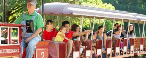 The San Antonio Zoo Eagle Train Excursion Offers Some Of The Most Breathtaking Views In Texas