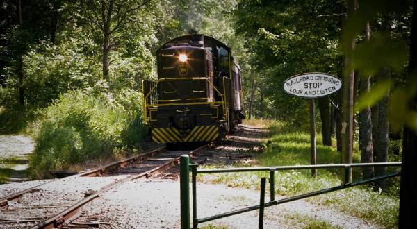 Pennsylvania’s Oil Creek & Titusville Railroad Scenic Train Rides Are Back In 2021 And They’re Bucket-List Worthy