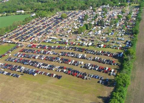 An Enormous Minnesota Flea Market, Wright County Swappers Meet, Offers Countless Treasures You Can Browse For Hours