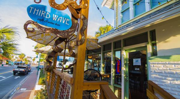 Wine And Dine In A Hidden Garden Patio At Third Wave Cafe In Florida