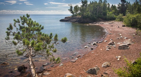 The Unique, Out-Of-The-Way Beach In Minnesota That’s Always Worth A Visit