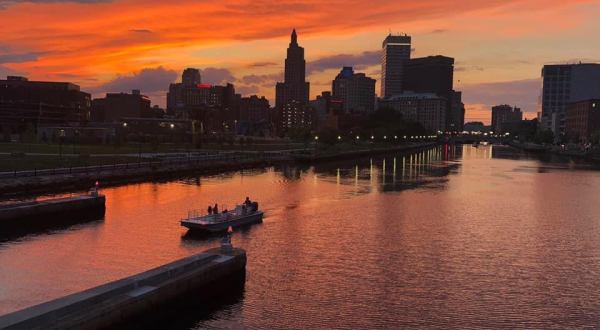 Sip Wine And Savor A Twilight River Cruise Right Here In Rhode Island