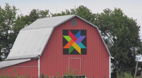 You’ll Spot Folk Art In Every Color On The Kansas Flint Hills Barn Quilt Trail