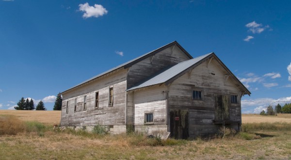 Visit These 8 Creepy Ghost Towns In Washington At Your Own Risk